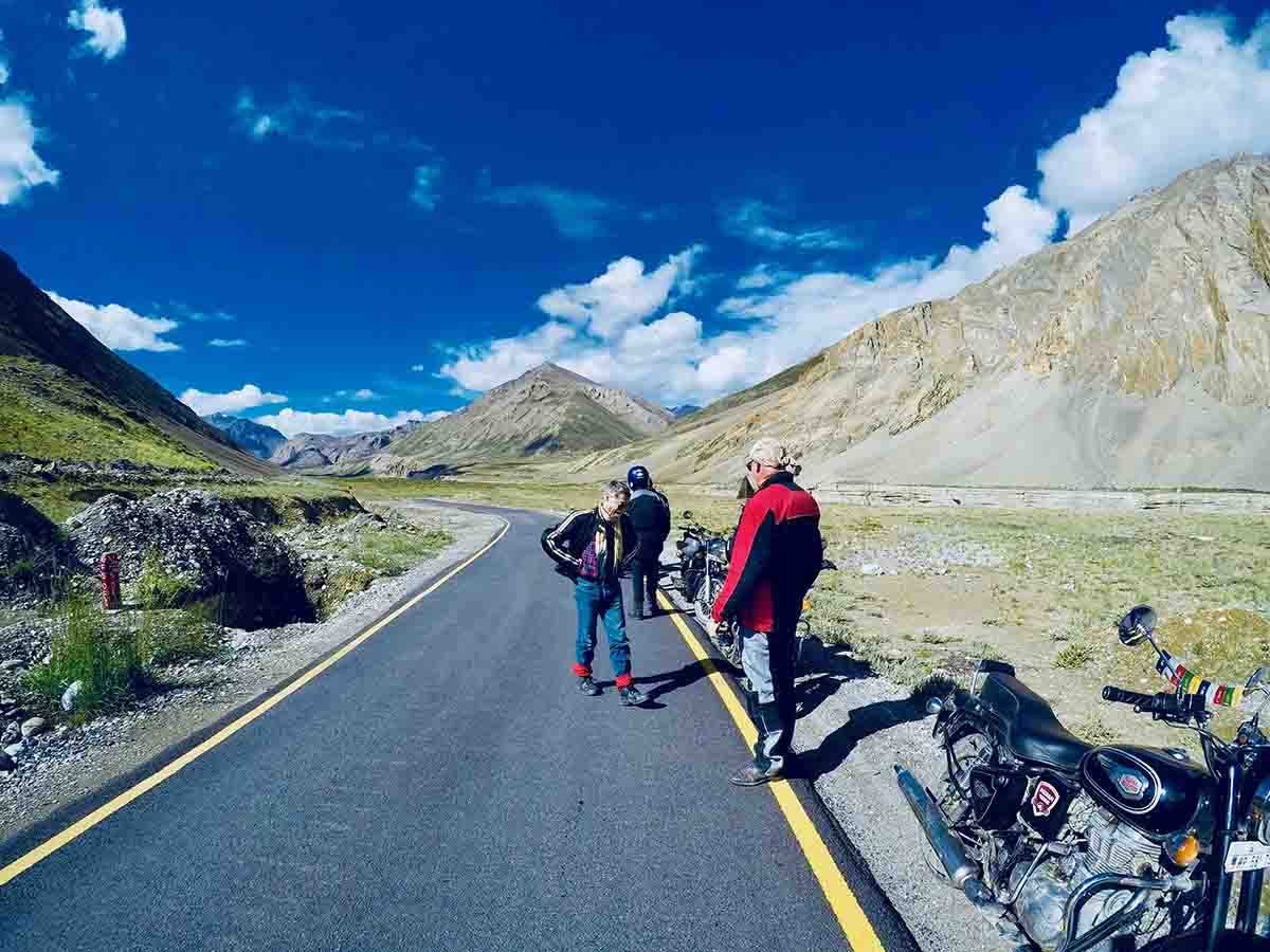 Un voyage à moto sur la Manali Leh Highway, Un road trip épique au Ladakh sur Royal Enfield - Une balade à moto palpitante
